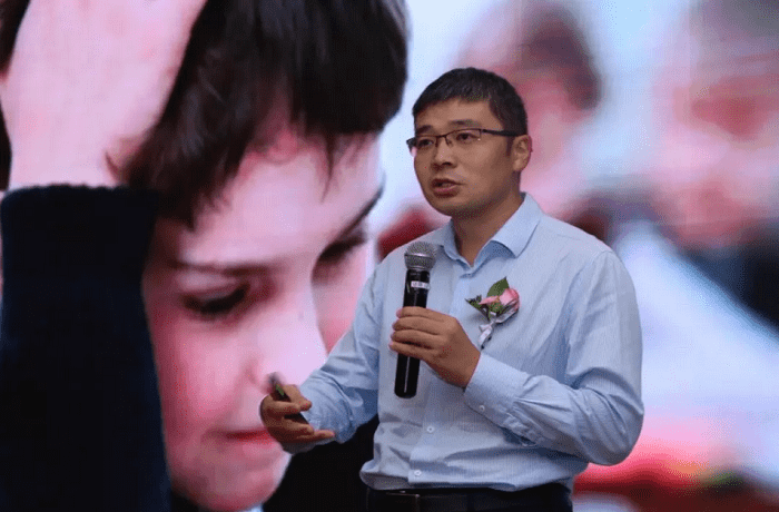 陕西智华信科技有限公司CEO、国家教育信息化标准委员会委员、阿里巴巴教育行业专家耿化龙——《基于学习空间的教学历程图景》