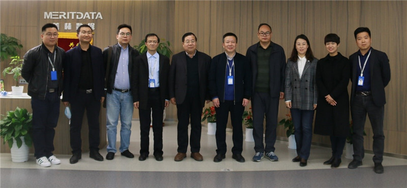 西安航空职业技术学院院长赵居礼一行莅临美林数据调研交流